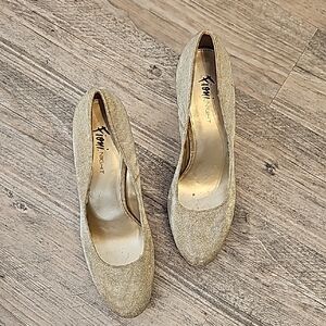 FIONI Clothing Gold Glitter Women's Pumps